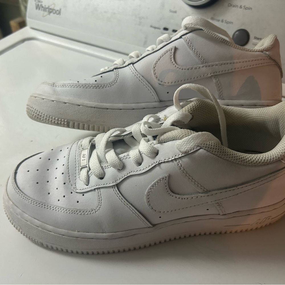 Triple white Air Force 1 low 6.5Y
